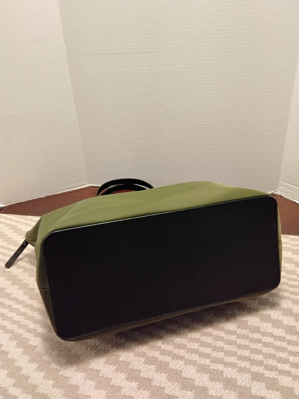 Kate Spade Olive Green Tote Bag with Black Handles - Picture 6 of 6